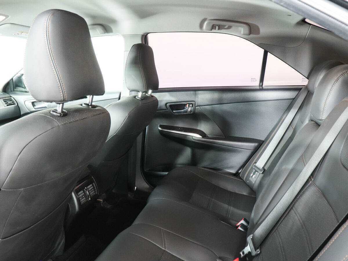 Toyota Camry 2016 года с пробегом. Фото: #7