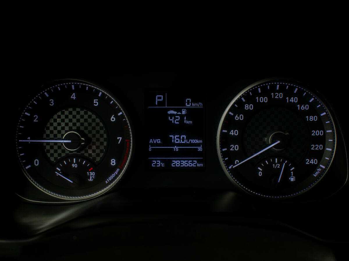 Hyundai Elantra 2019 года с пробегом. Фото: #11