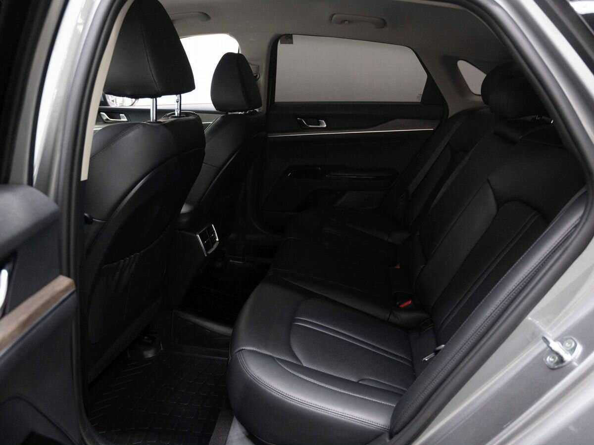 Kia K5 2021 года с пробегом. Фото: #7