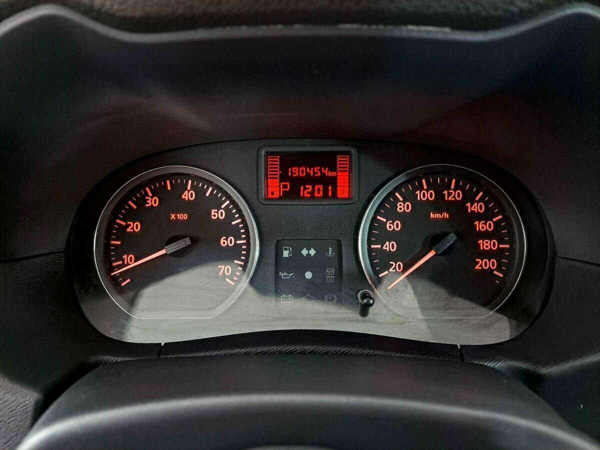 Nissan Terrano 2014 года с пробегом. Фото: #12