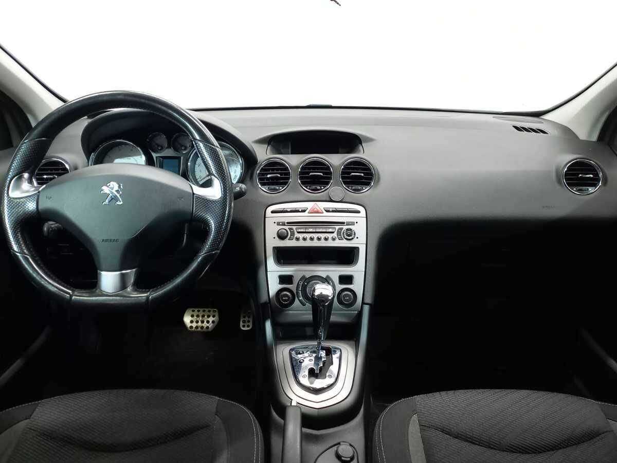 Peugeot 408 2016 года с пробегом. Фото: #8