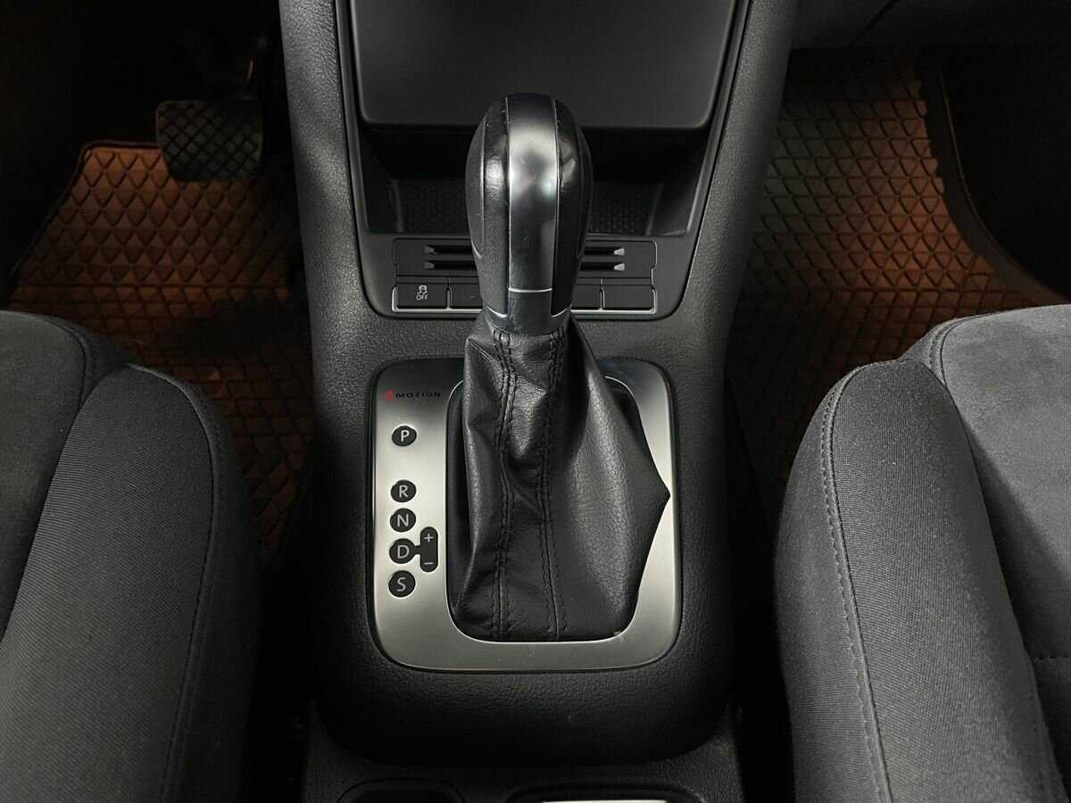 Volkswagen Tiguan 2012 года с пробегом. Фото: #12