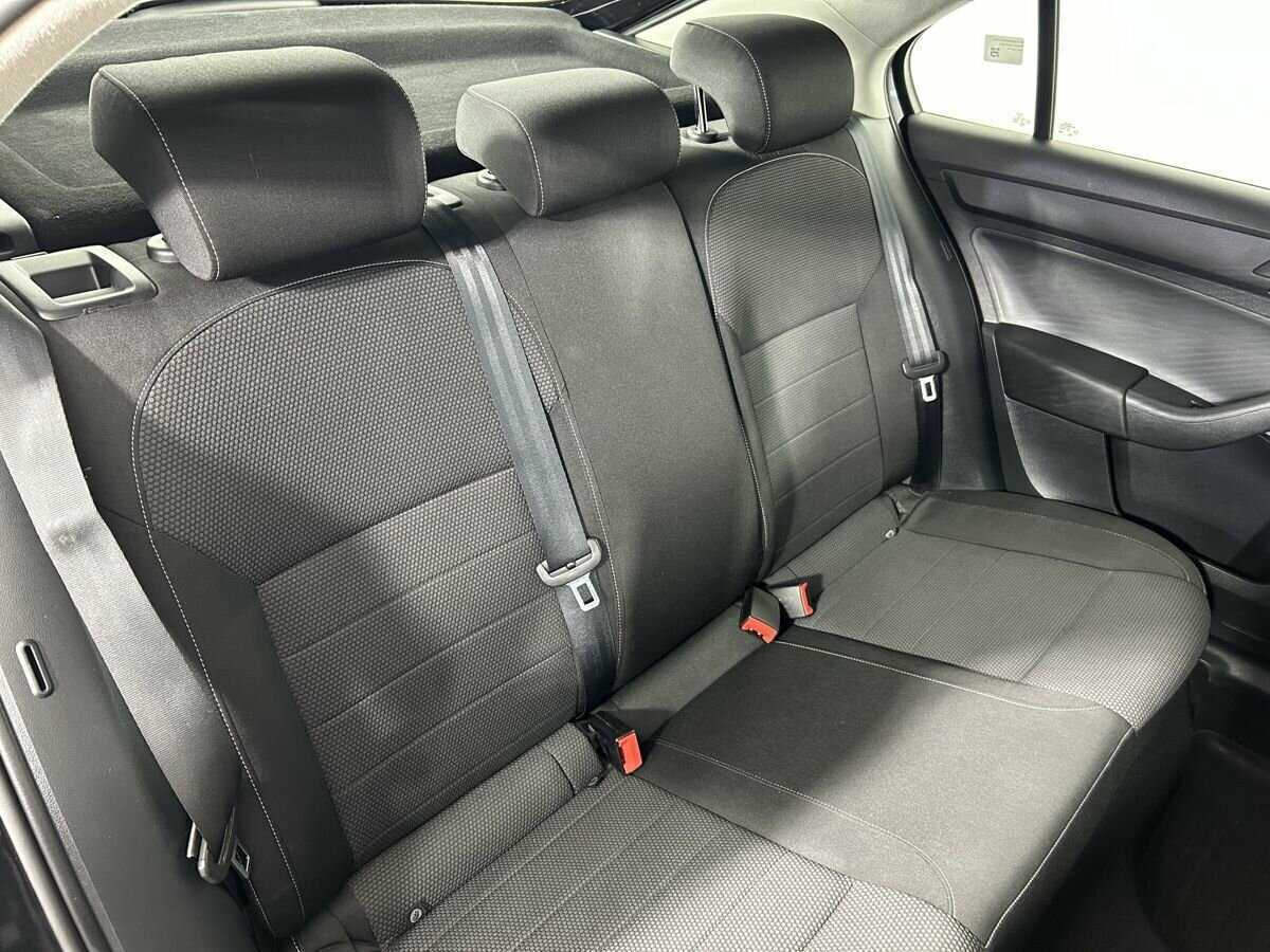 Skoda Rapid 2014 года с пробегом. Фото: #14