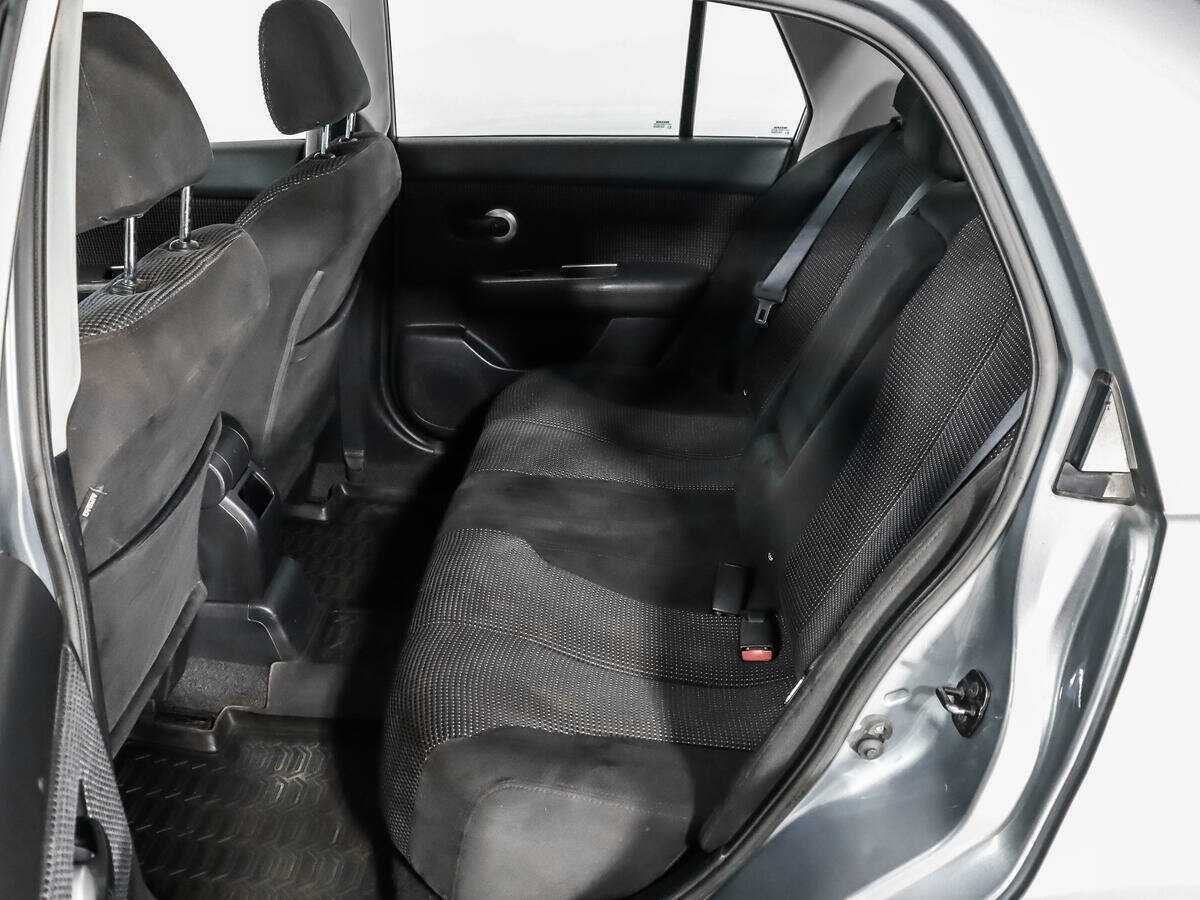 Nissan Tiida 2012 года с пробегом. Фото: #9