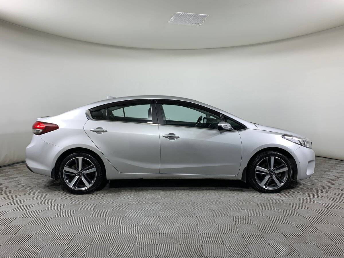 Kia Cerato 2017 года с пробегом. Фото: #3