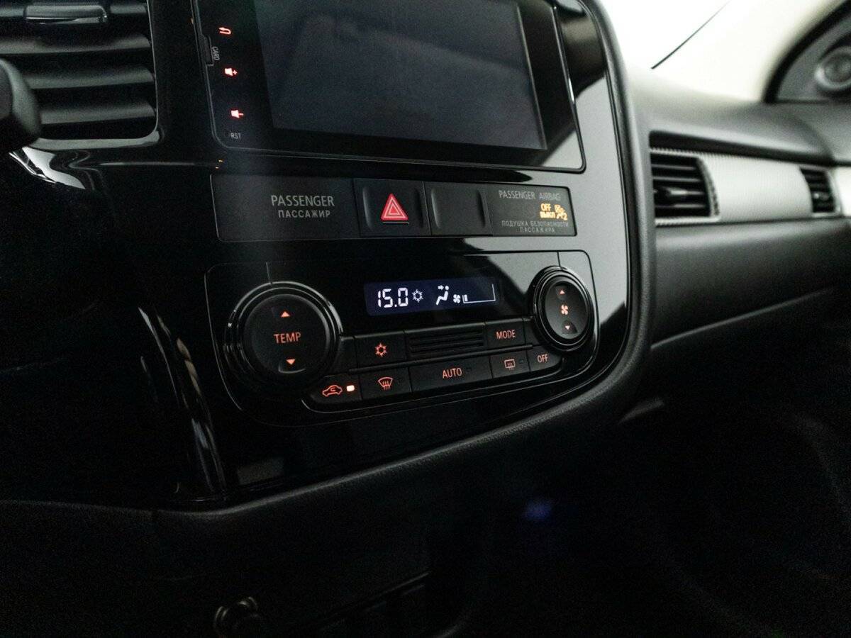 Mitsubishi Outlander 2017 года с пробегом. Фото: #15