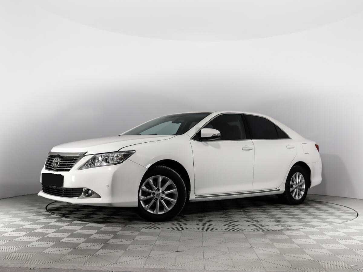 Toyota Camry 2014 года с пробегом. Фото: #0