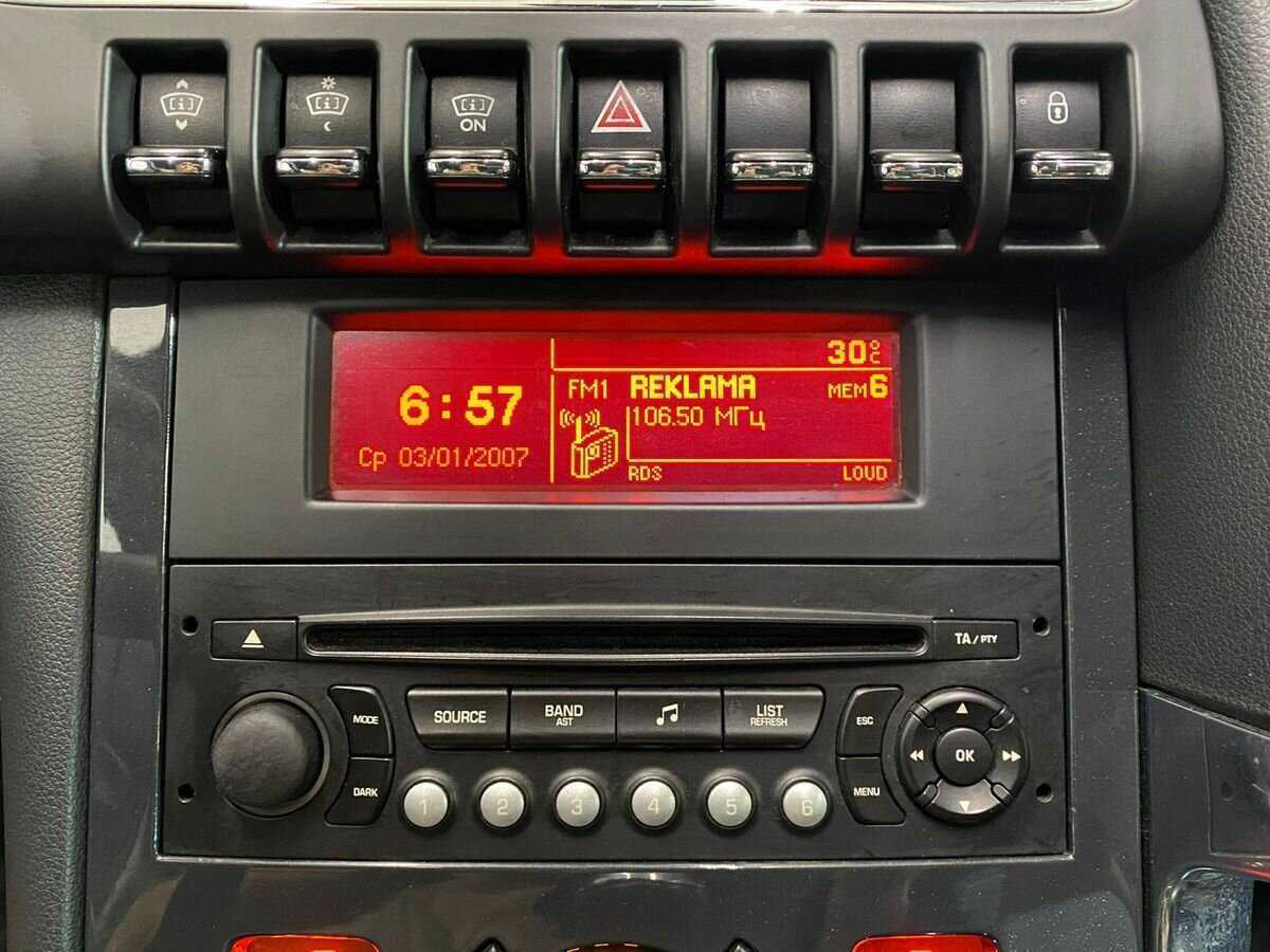 Peugeot 3008 2012 года с пробегом. Фото: #11