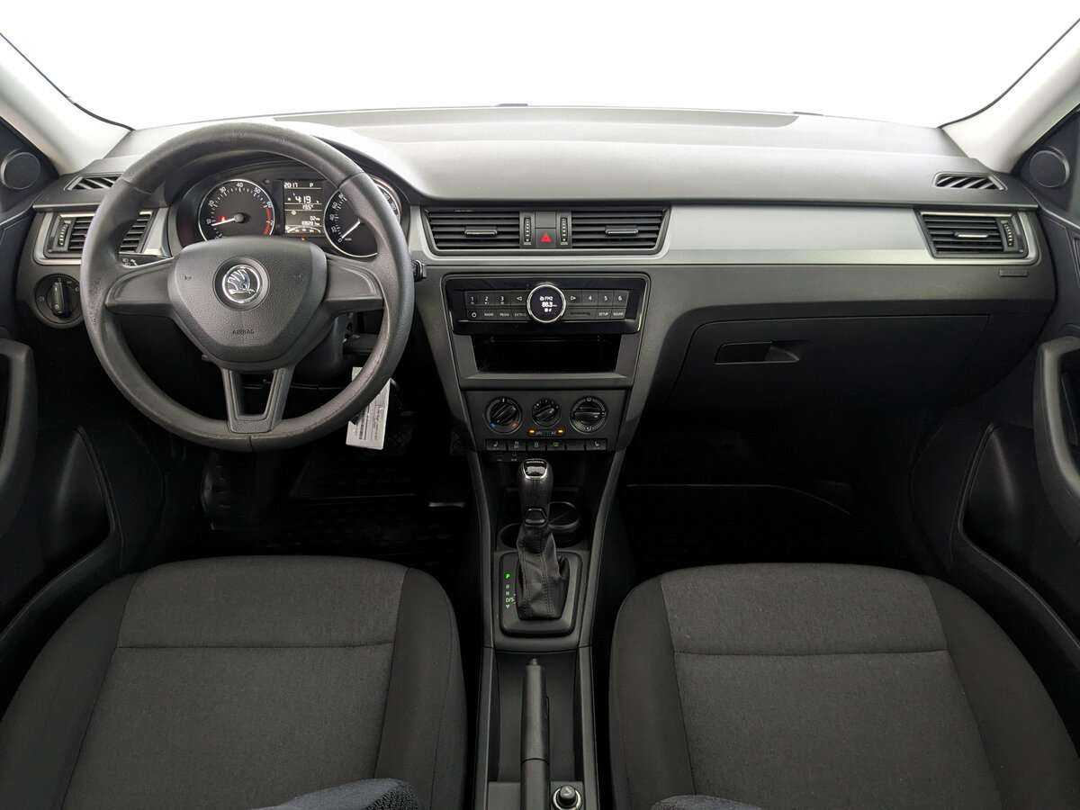 Skoda Rapid 2017 года с пробегом. Фото: #12