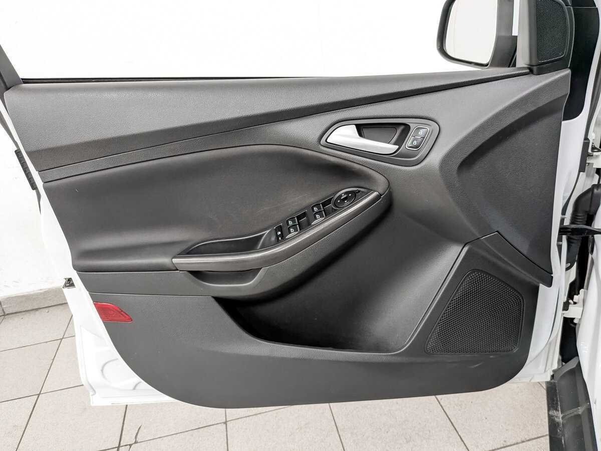 Ford Focus 2018 года с пробегом. Фото: #16