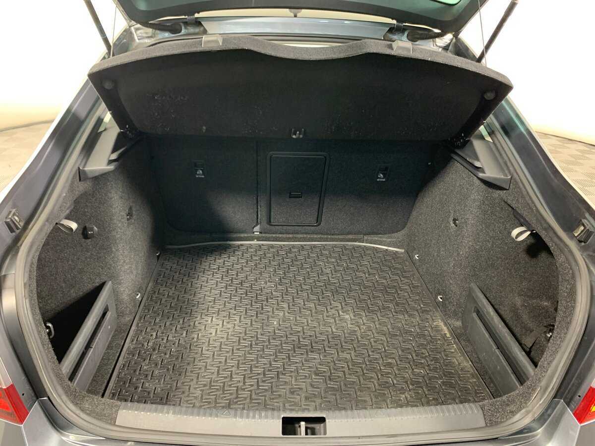 Skoda Octavia 2018 года с пробегом. Фото: #19