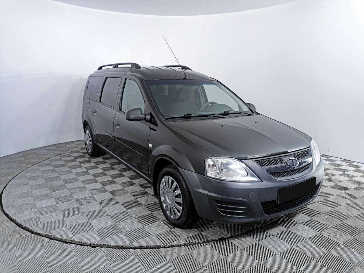 Lada (ВАЗ) Largus 2017 года с пробегом. Фото: #2