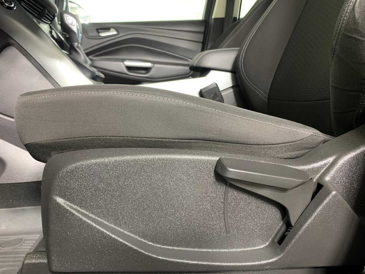 Ford Kuga 2019 года с пробегом. Фото: #16