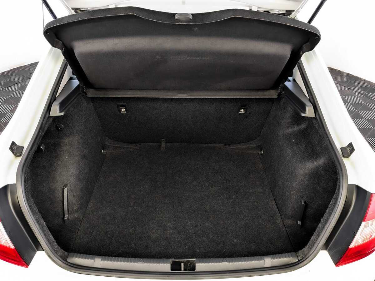 Skoda Rapid 2017 года с пробегом. Фото: #9