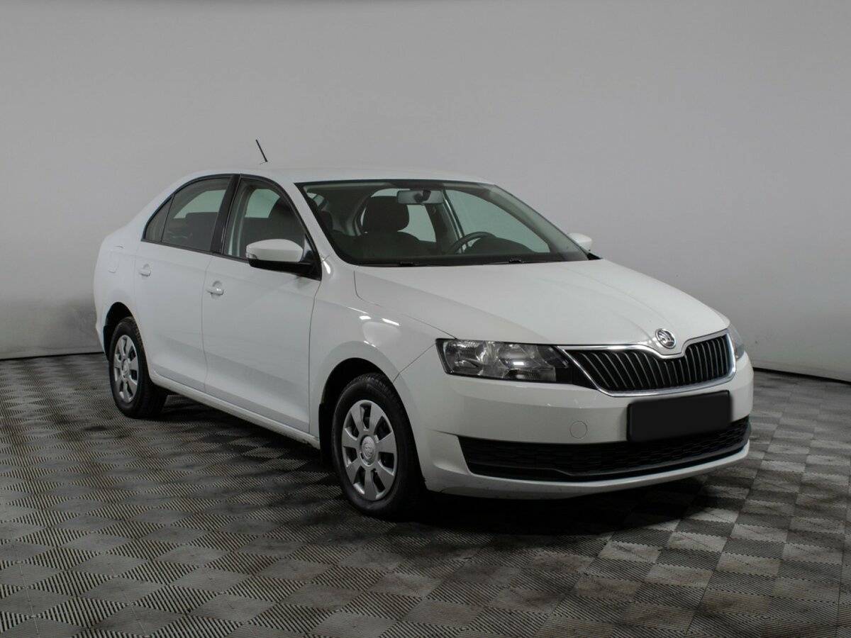 Skoda Rapid 2017 года с пробегом. Фото: #2