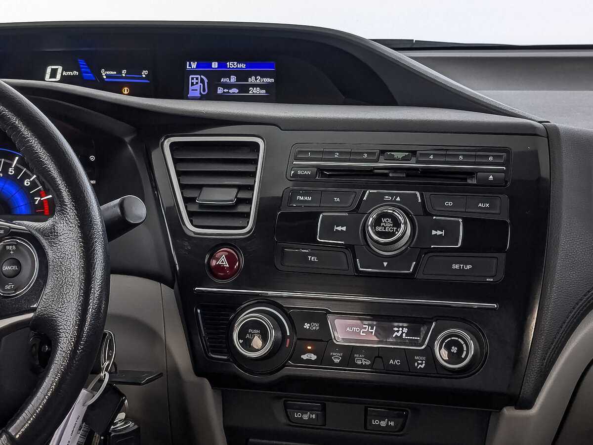 Honda Civic 2013 года с пробегом. Фото: #15