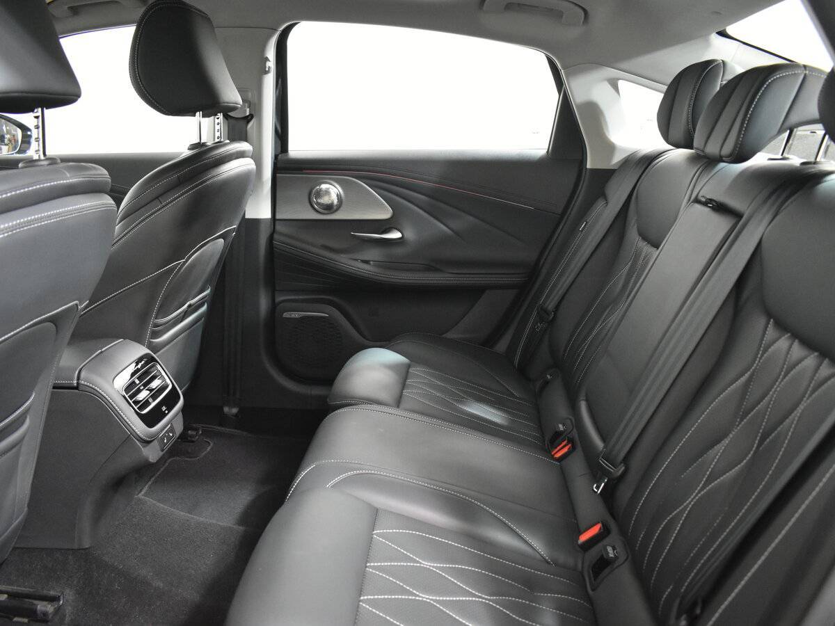 Chery Arrizo 8 2023 года с пробегом. Фото: #14