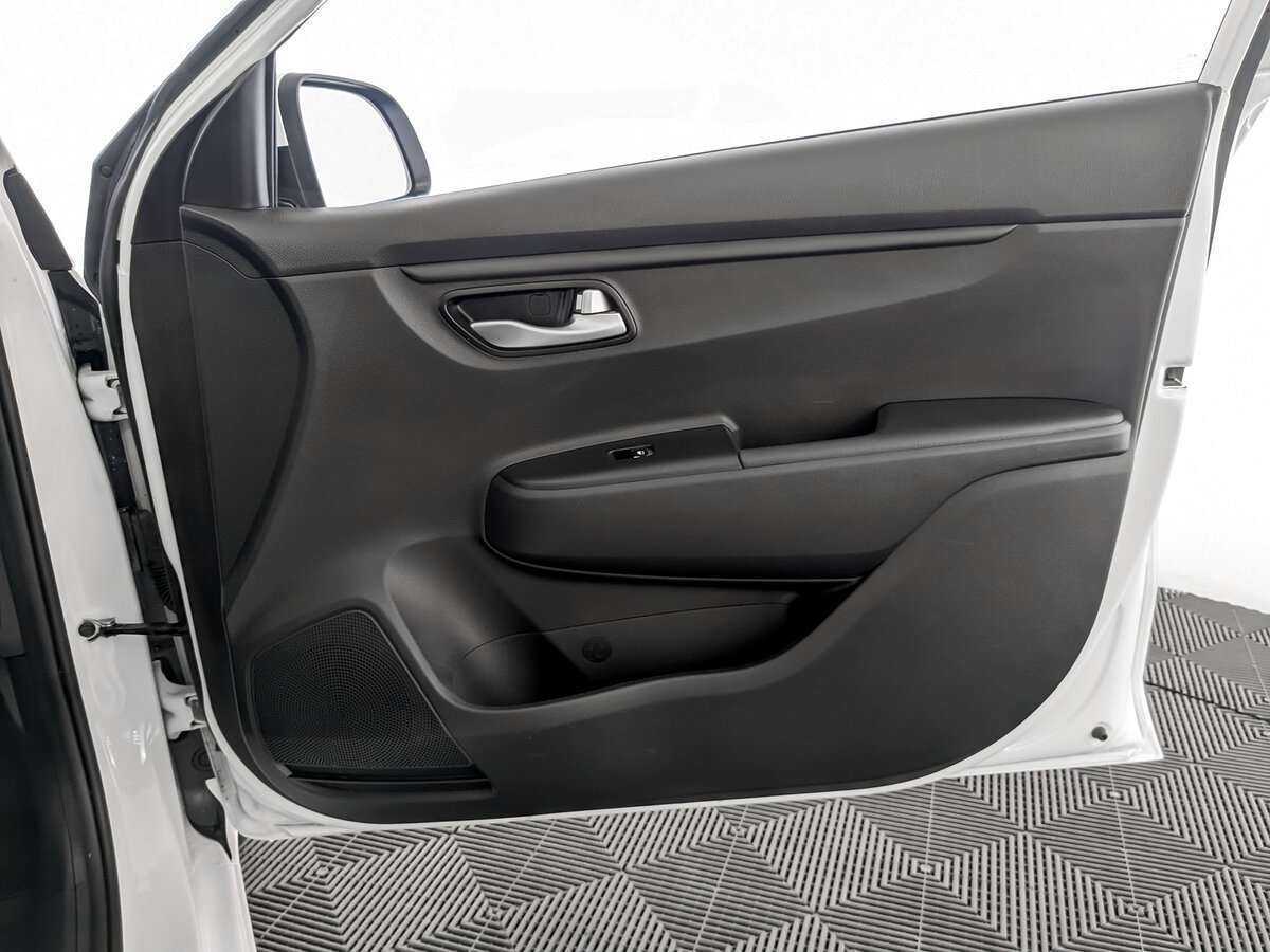 Kia Rio 2021 года с пробегом. Фото: #19