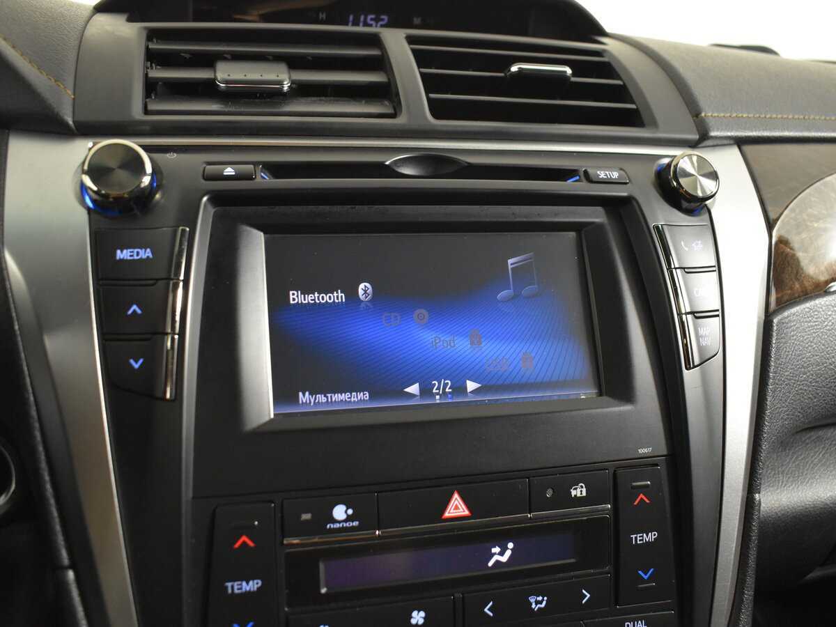 Toyota Camry 2017 года с пробегом. Фото: #18