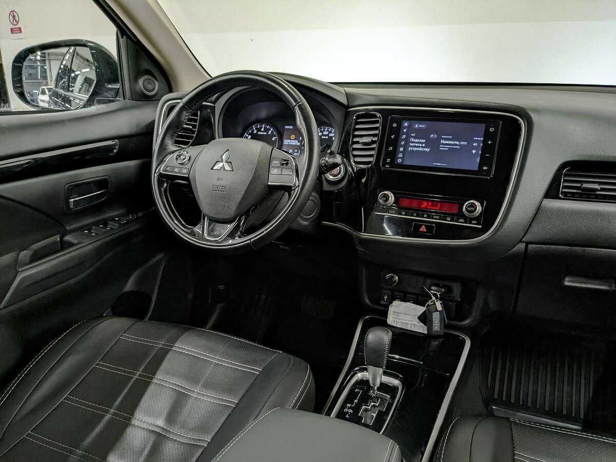 Mitsubishi Outlander 2020 года с пробегом. Фото: #16