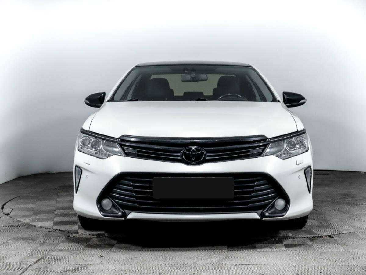 Toyota Camry 2015 года с пробегом. Фото: #1