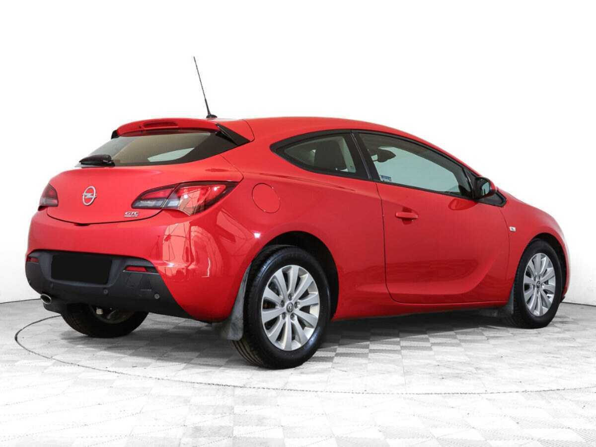 Opel Astra 2012 года с пробегом. Фото: #3