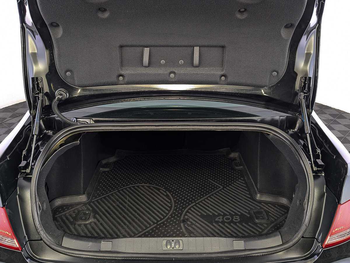 Peugeot 408 2016 года с пробегом. Фото: #9