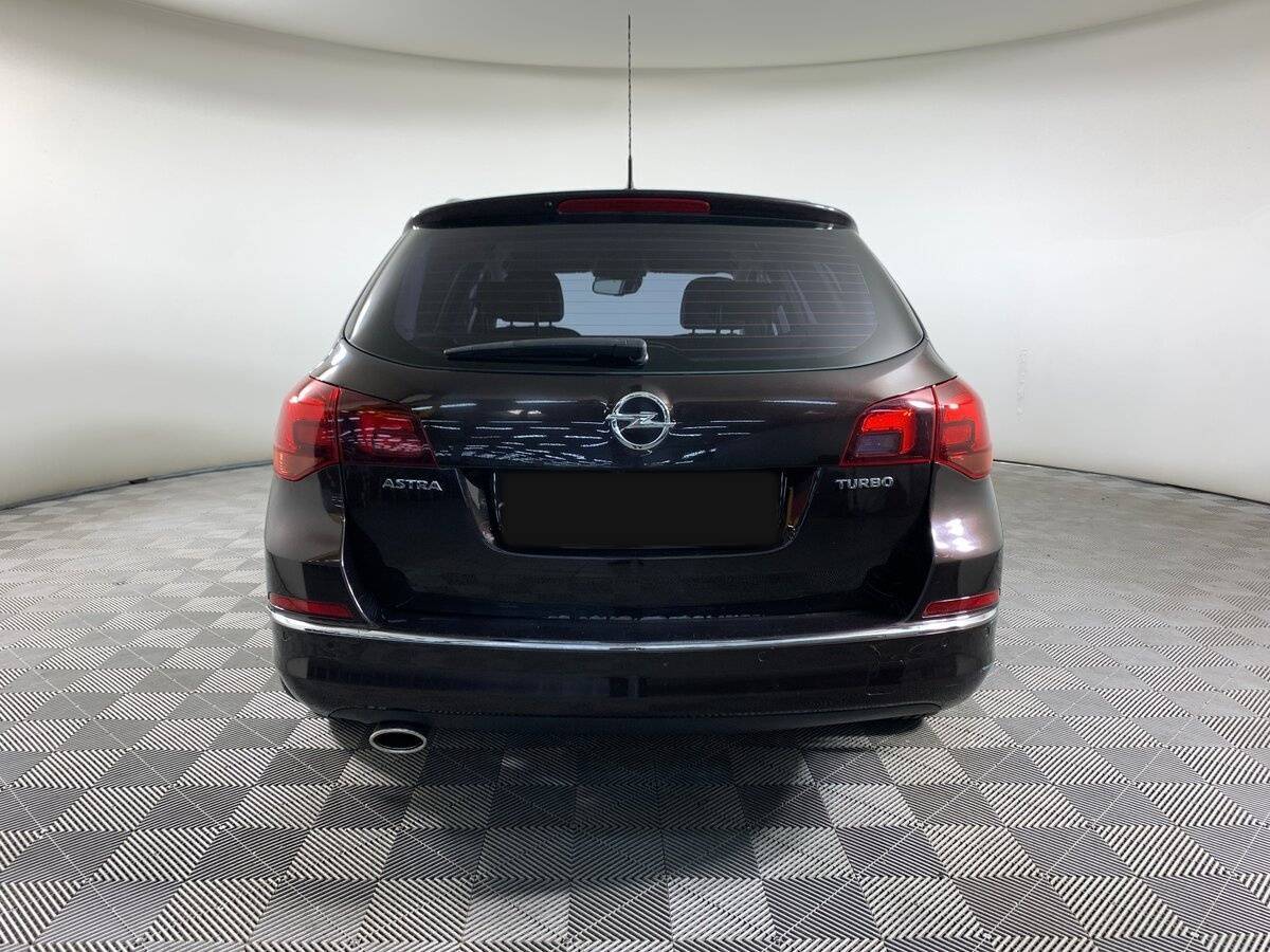 Opel Astra 2014 года с пробегом. Фото: #5