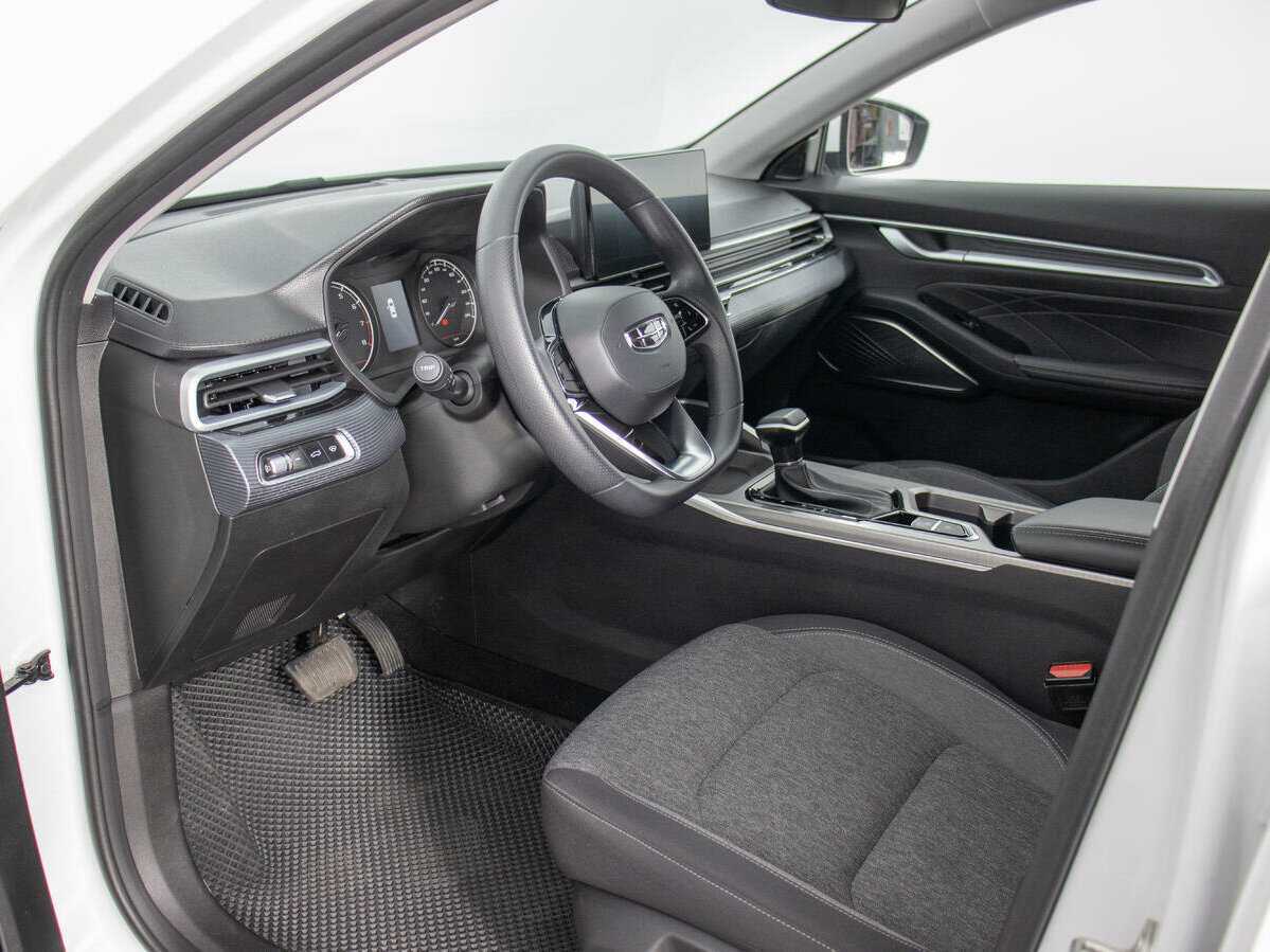 Geely Emgrand 2023 года с пробегом. Фото: #9