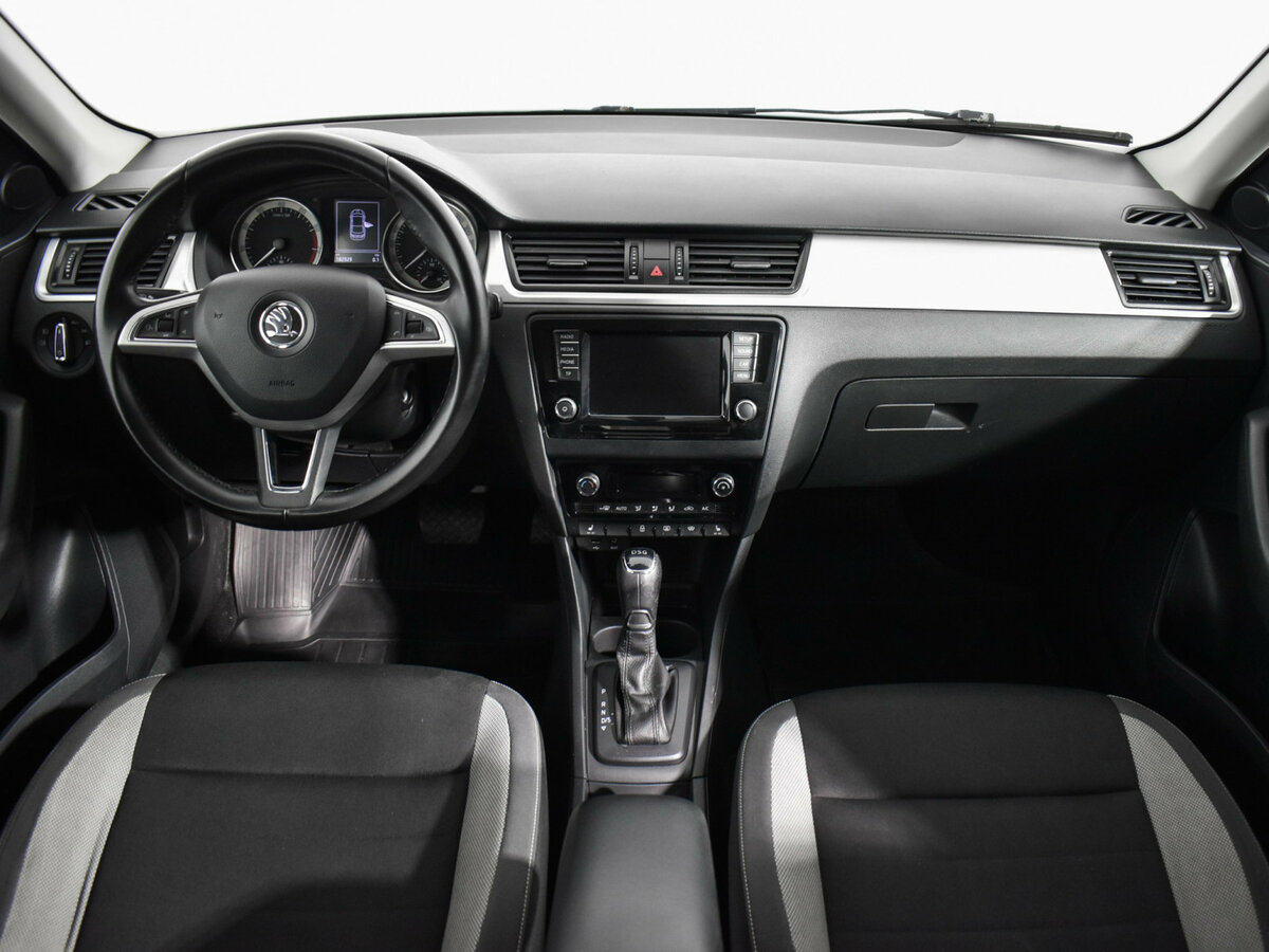 Skoda Rapid 2017 года с пробегом. Фото: #12