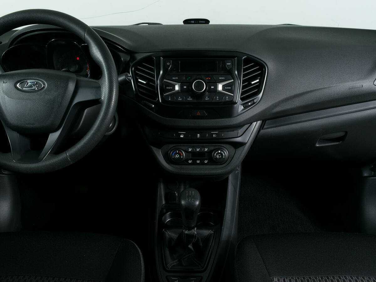 Lada (ВАЗ) Vesta 2019 года с пробегом. Фото: #9