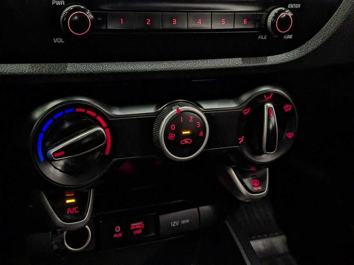 Kia Rio 2019 года с пробегом. Фото: #19