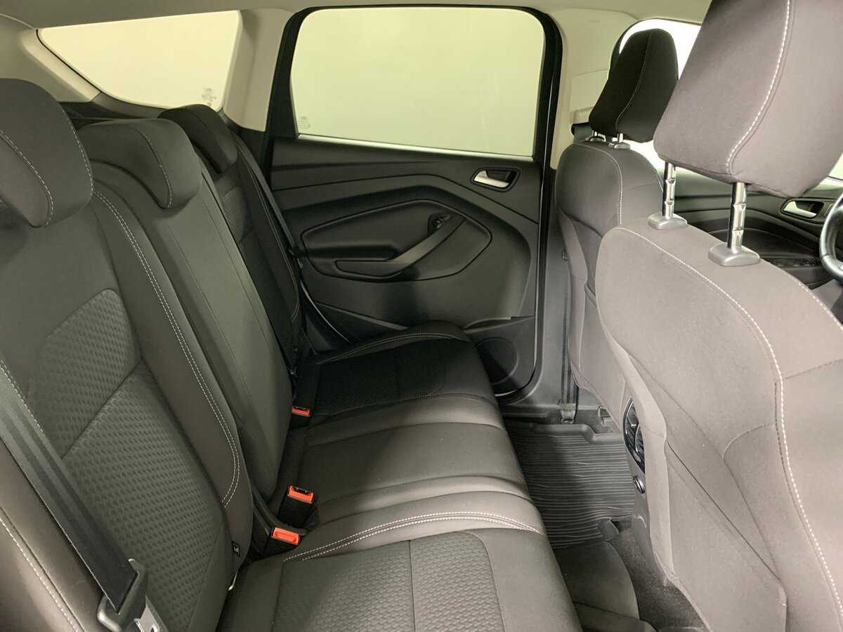 Ford Kuga 2017 года с пробегом. Фото: #17