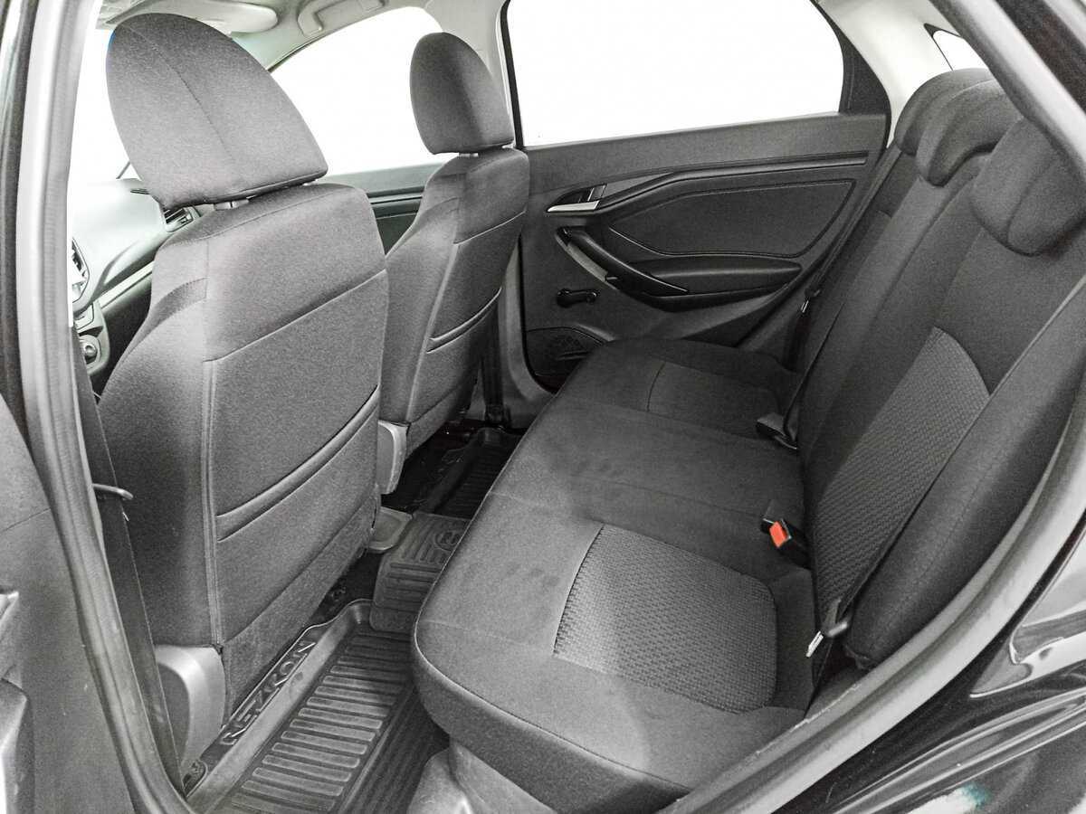 Lada (ВАЗ) Vesta 2017 года с пробегом. Фото: #9