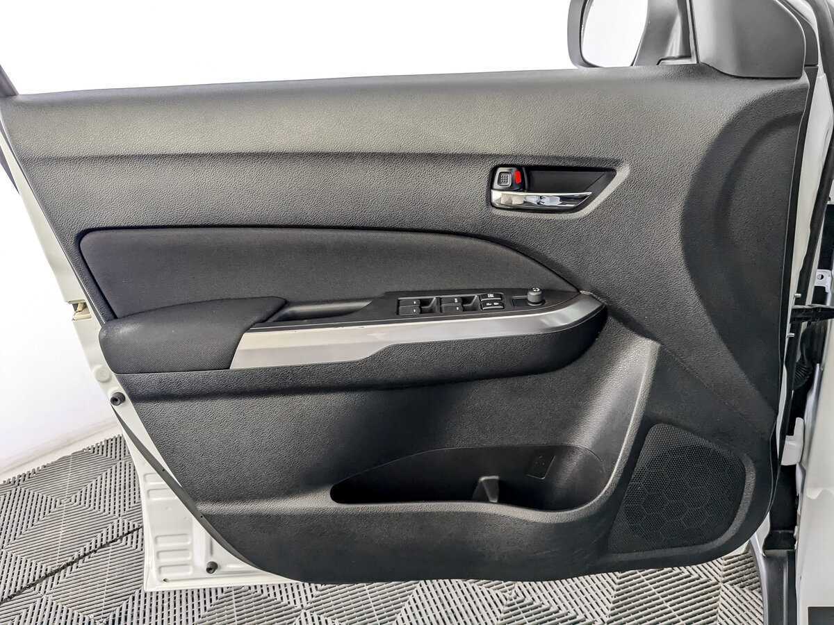 Suzuki Vitara 2020 года с пробегом. Фото: #14