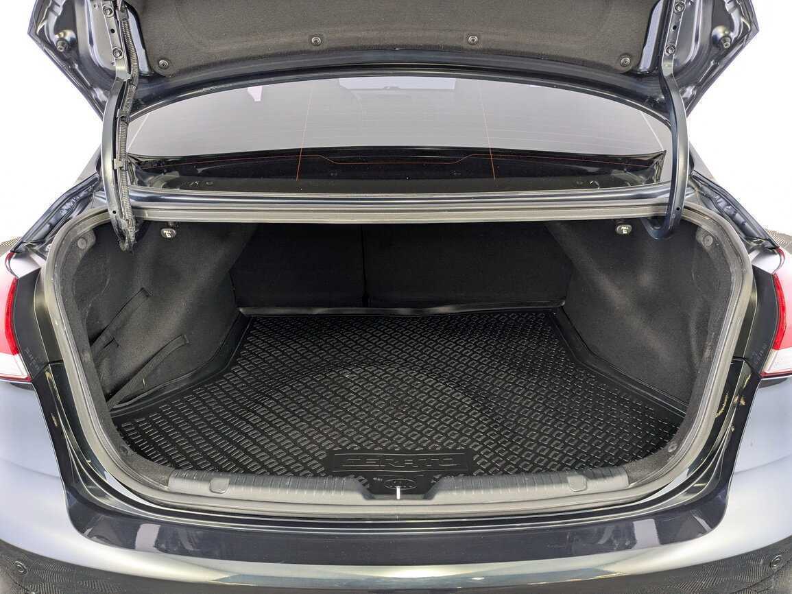 Kia Cerato 2019 года с пробегом. Фото: #8