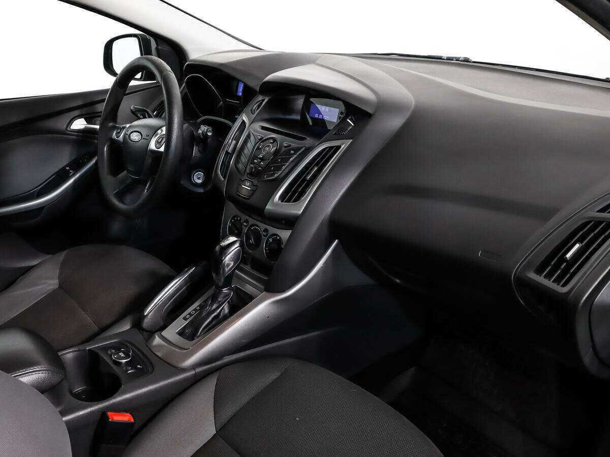 Ford Focus 2012 года с пробегом. Фото: #9