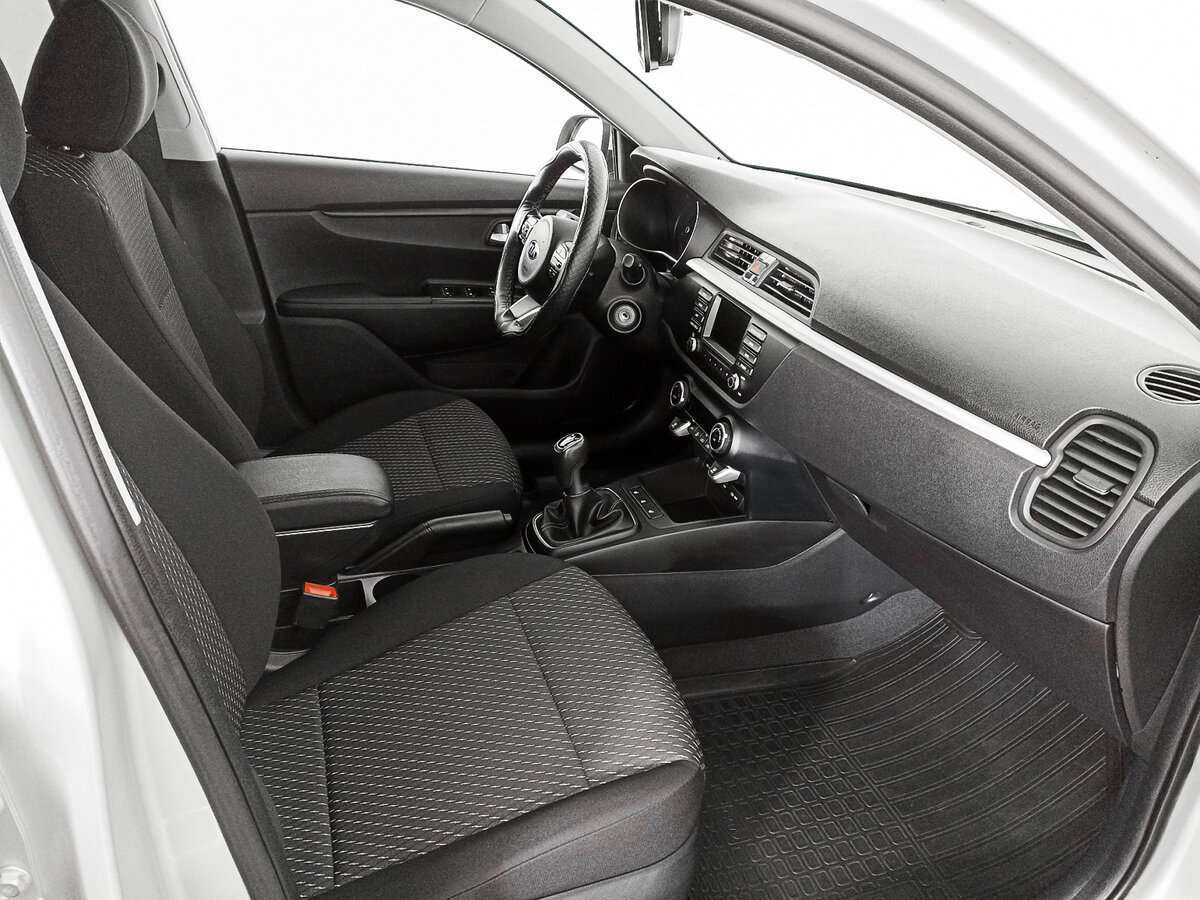 Kia Rio 2020 года с пробегом. Фото: #10
