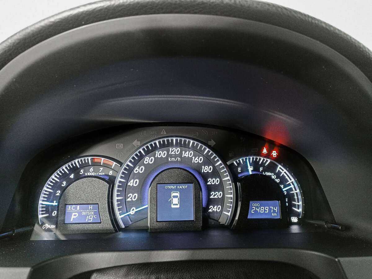 Toyota Camry 2014 года с пробегом. Фото: #10