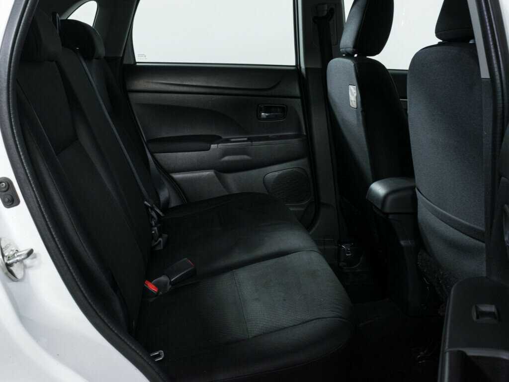 Mitsubishi ASX 2013 года с пробегом. Фото: #8