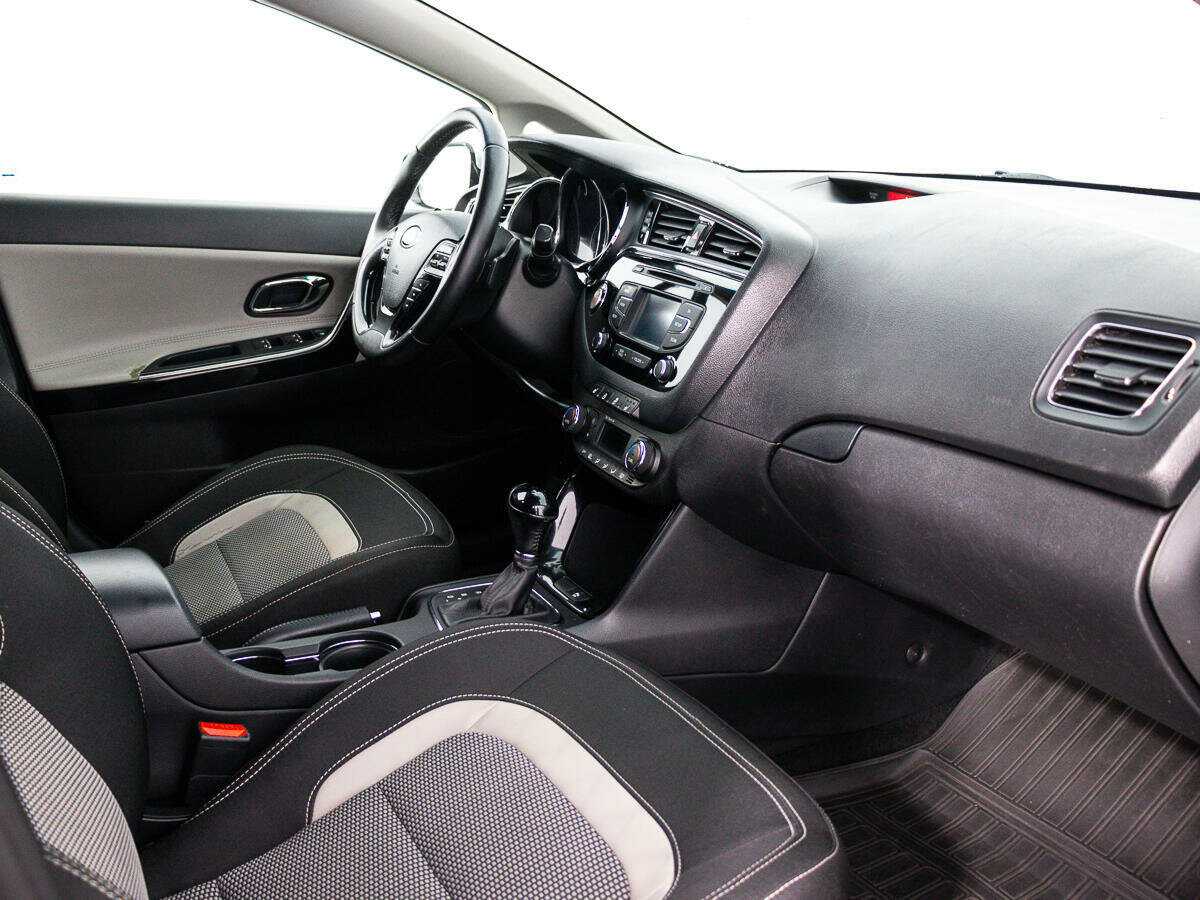 Kia Ceed 2016 года с пробегом. Фото: #6