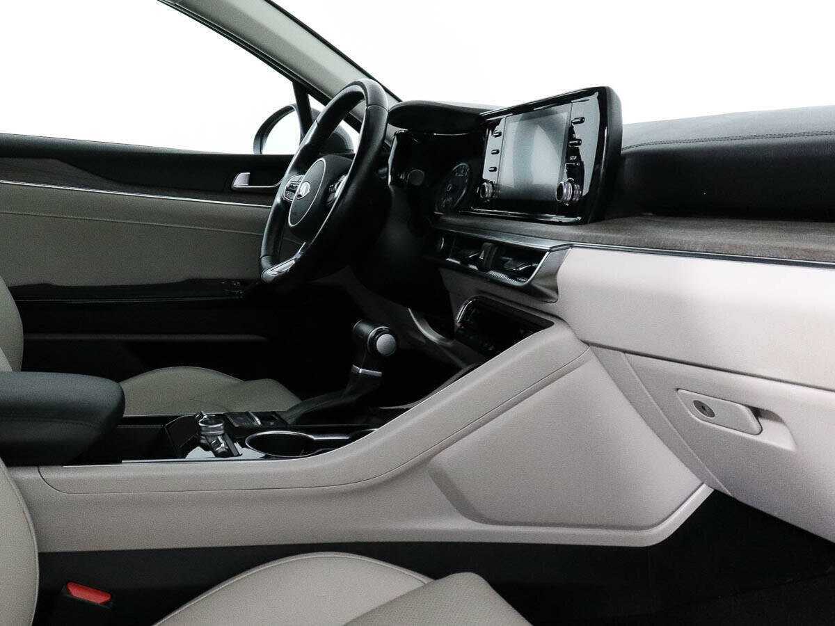 Kia K5 2020 года с пробегом. Фото: #6