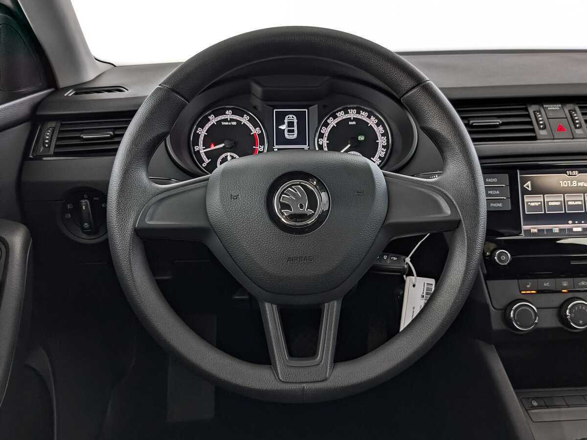 Skoda Octavia 2019 года с пробегом. Фото: #21