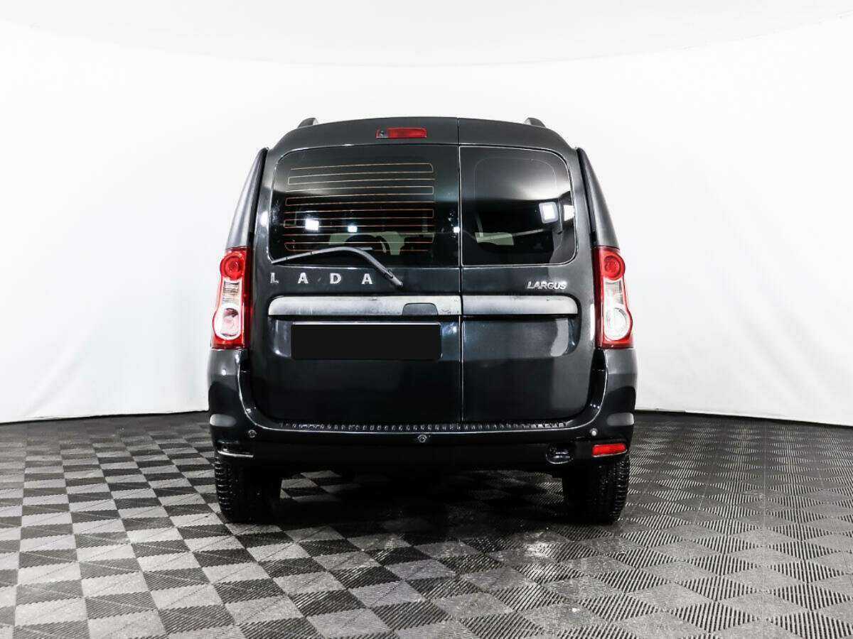Lada (ВАЗ) Largus 2017 года с пробегом. Фото: #4