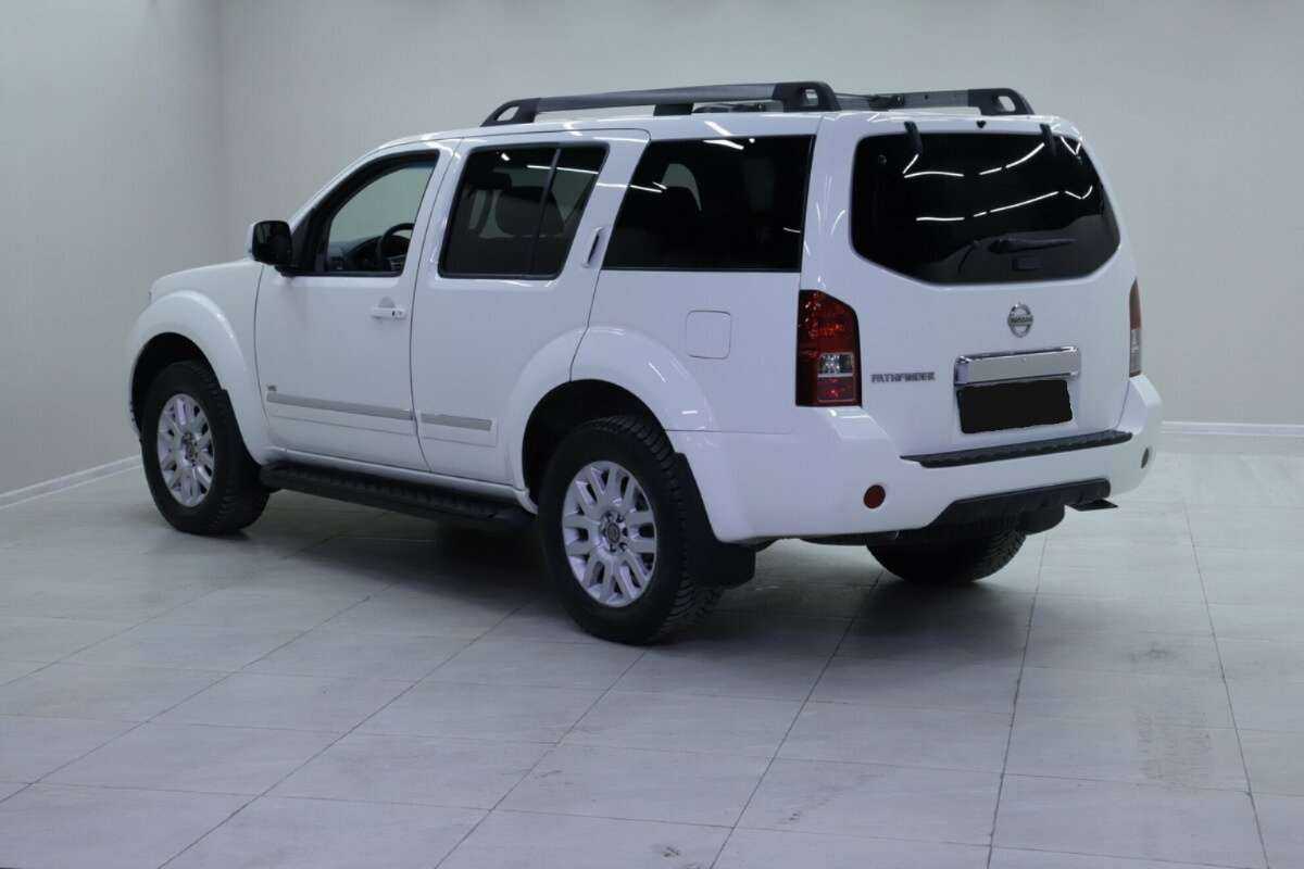 Nissan Pathfinder 2012 года с пробегом. Фото: #1