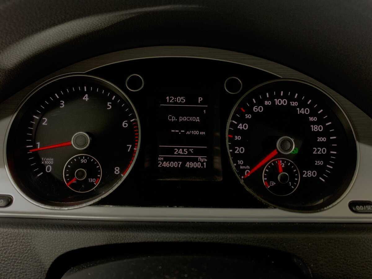 Volkswagen Passat CC 2013 года с пробегом. Фото: #14