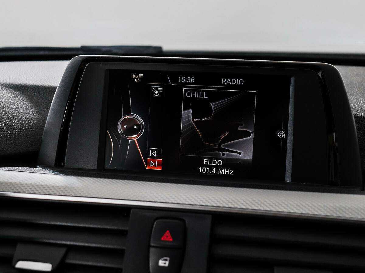 BMW 3 серии 2015 года с пробегом. Фото: #11