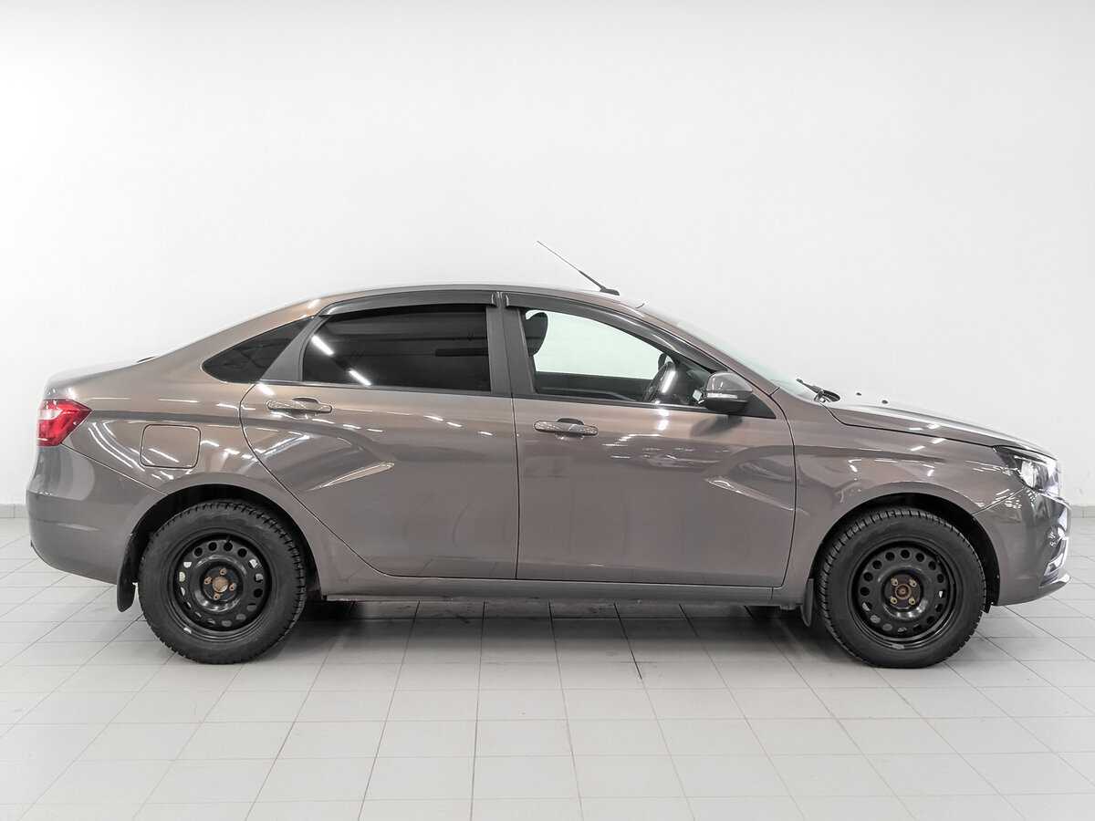 Lada (ВАЗ) Vesta 2017 года с пробегом. Фото: #3