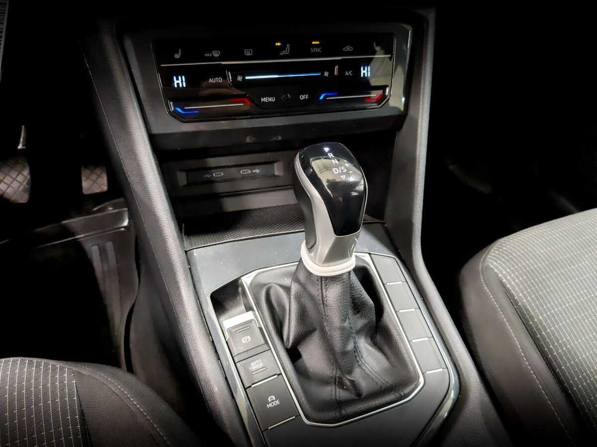 Volkswagen Tiguan 2021 года с пробегом. Фото: #24