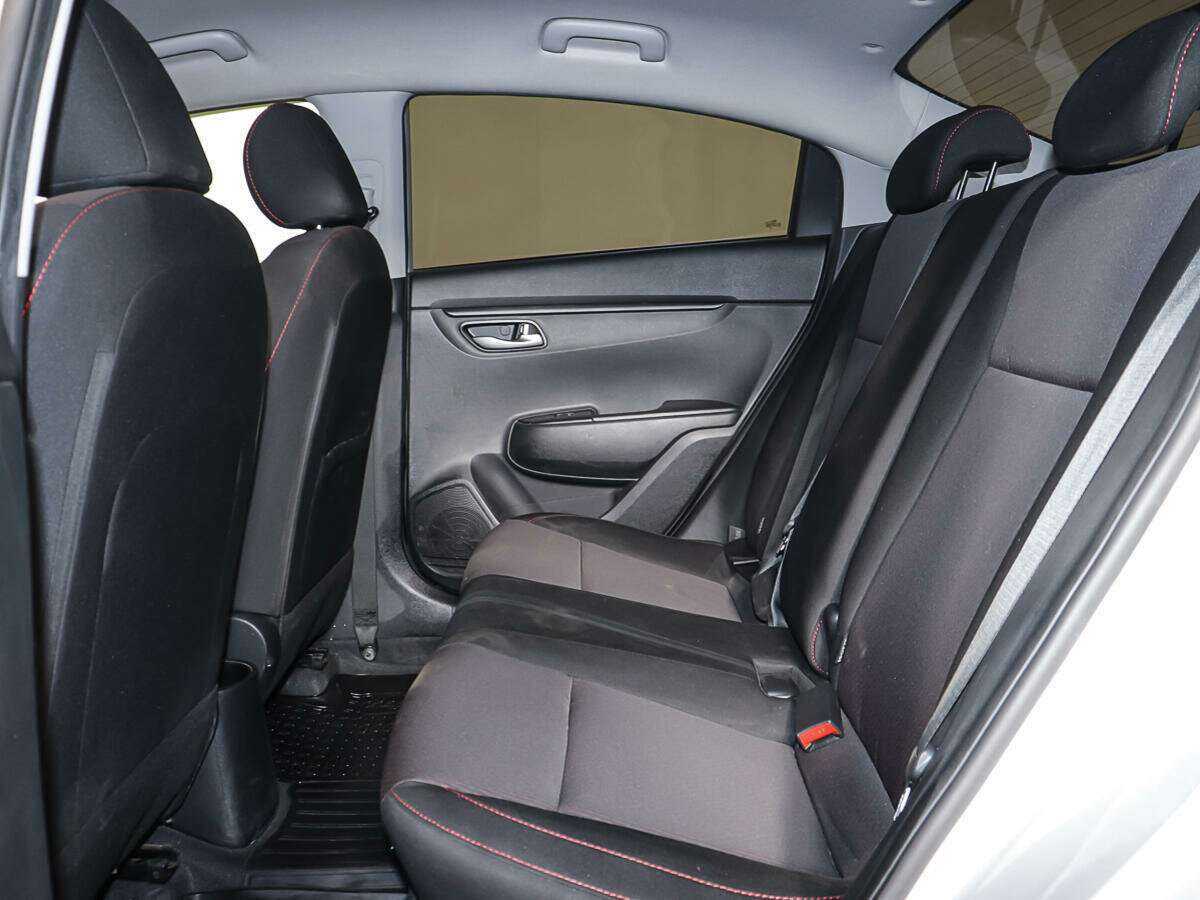 Kia Rio 2020 года с пробегом. Фото: #9